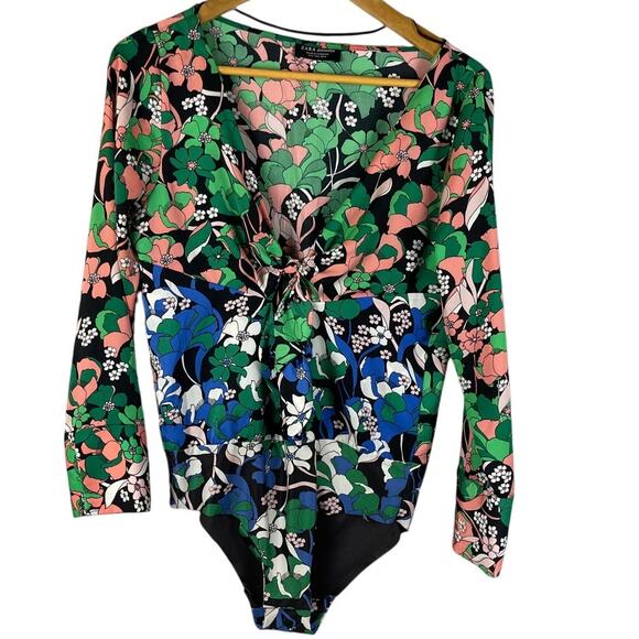 Zara Sateen Double Tie Front 3/4 Sleeve Floral Bodysuit‎ Size Medium - Picture 1 of 9